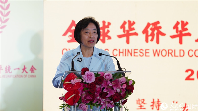 全國政協副主席、中國和平統一促進會副會長蘇輝出席大會并致辭。 人民網 劉暢 攝