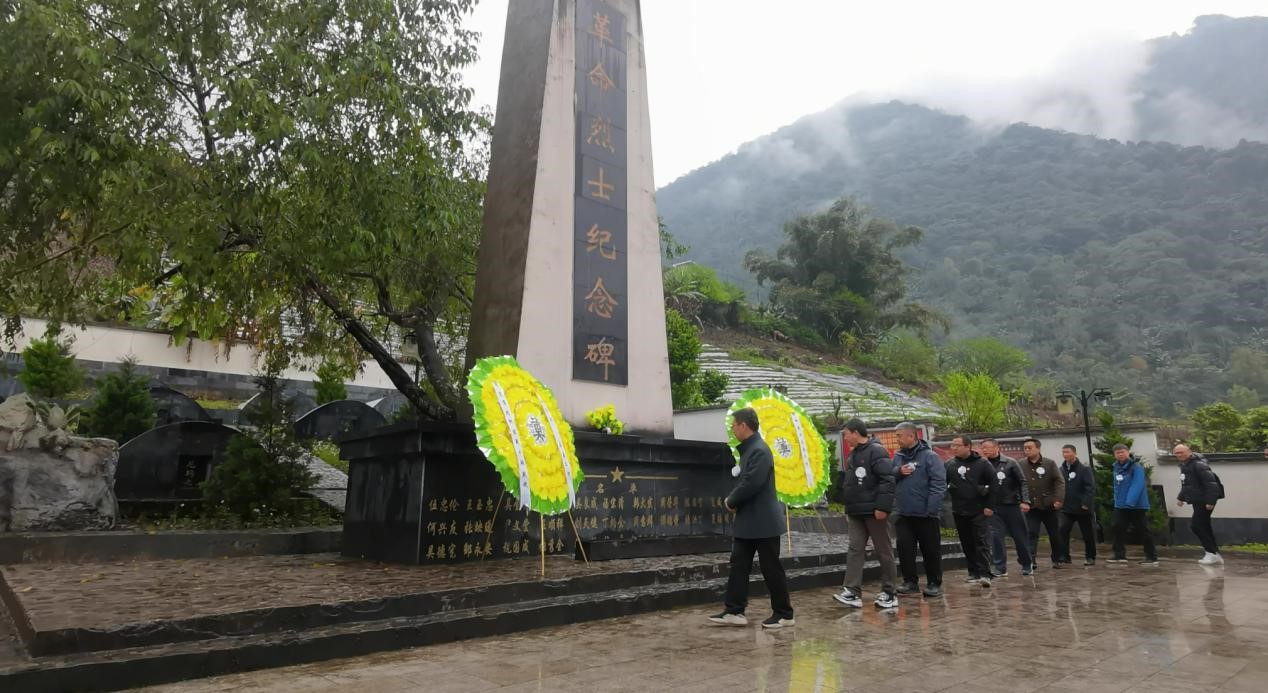 學黨史祭英烈強動力，扎實走好援藏路